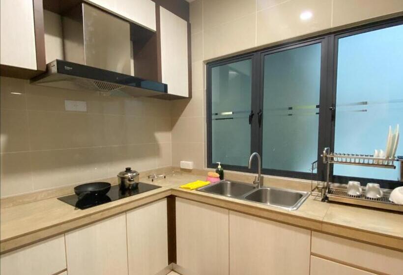 Az Hotel & Serviced Apartments