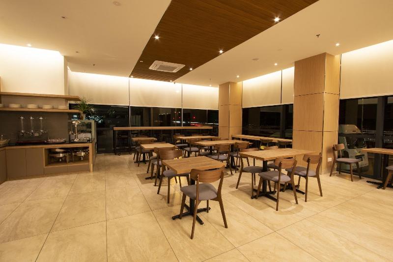 Az Hotel & Serviced Apartments