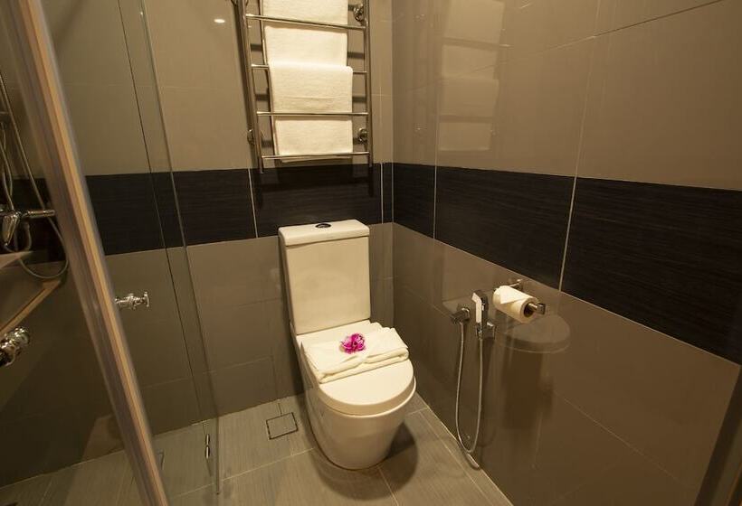 Az Hotel & Serviced Apartments