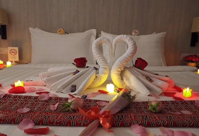 Az Hotel & Serviced Apartments