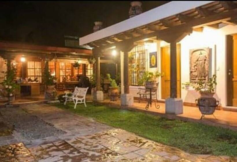 هتل Casa María Eunice