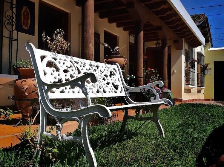 هتل Casa María Eunice