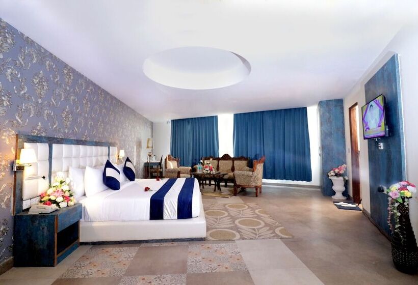 هتل Royal Park Resorts, Zirakpur, Pb