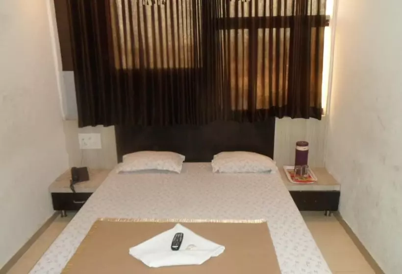 Hotelli Sahyadree Lodging