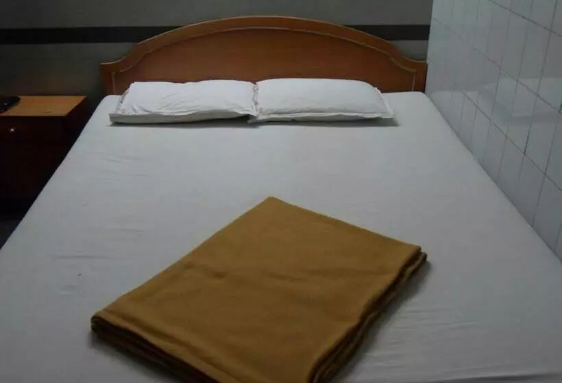 Hotelli Sahyadree Lodging