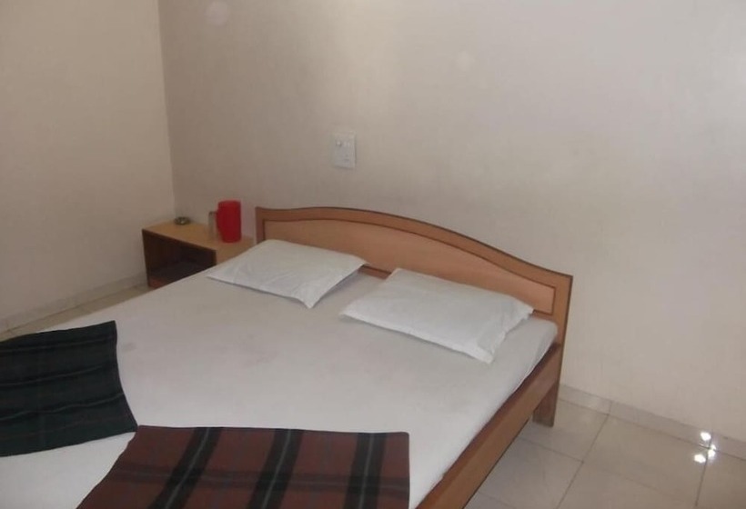 فندق Sahyadree Lodging