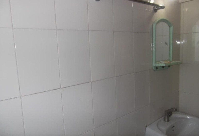 فندق Sahyadree Lodging