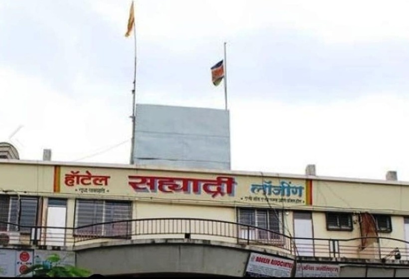 فندق Sahyadree Lodging