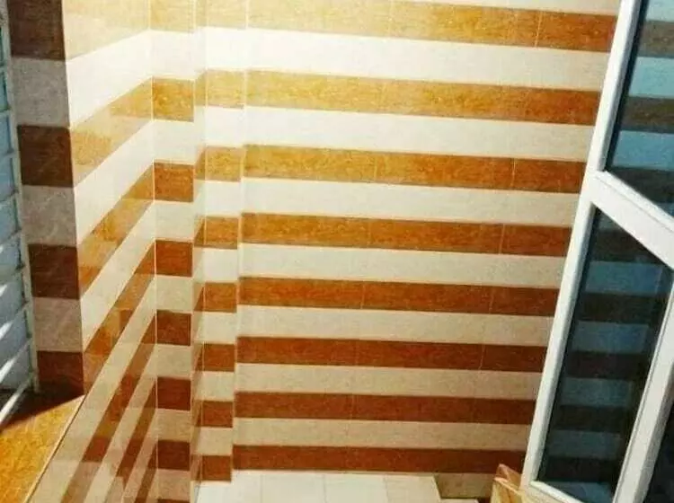 هتل Shalimar Int L