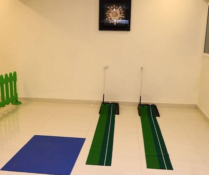 Отель Spago Inn