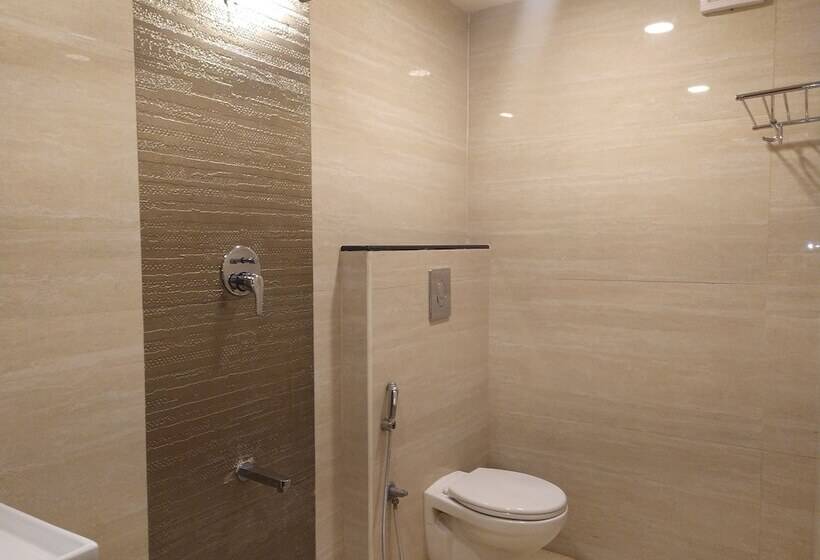 Отель Spago Inn