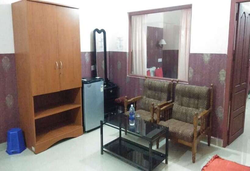 בית מלון כפרי Windhaven Resort By Oyo Rooms