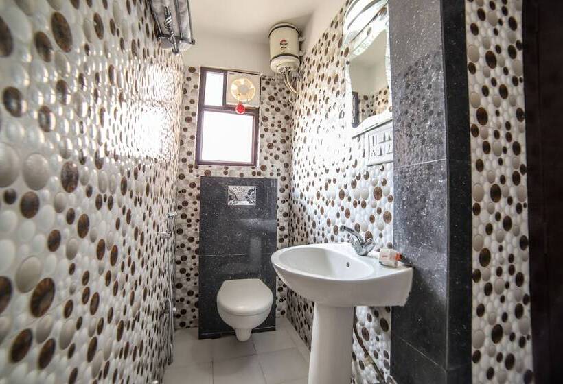 Pensionat Aditya's Velvet Heritage By Oyo Rooms