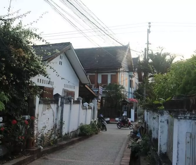 پانسیون Villa Merry 2