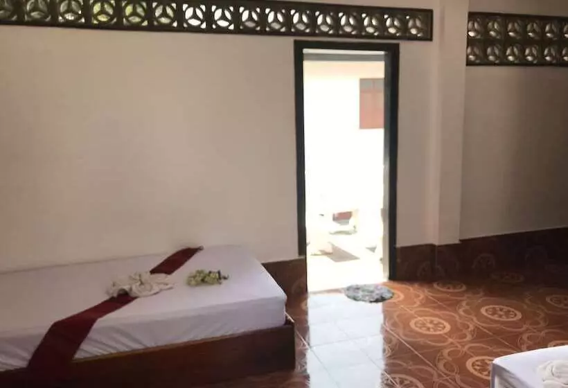 پانسیون Villa Merry 2