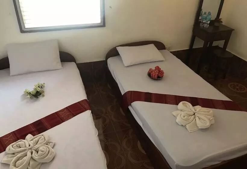 پانسیون Villa Merry 2