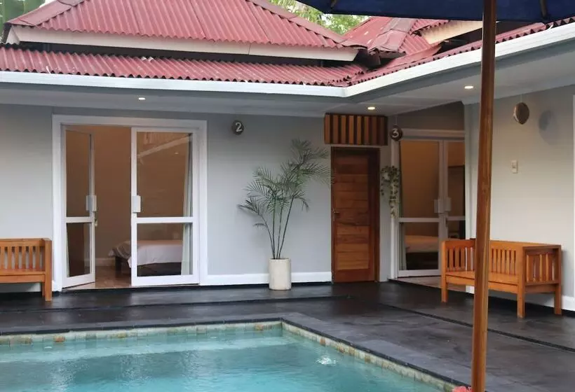 ホテル Bale Datu Bungalow