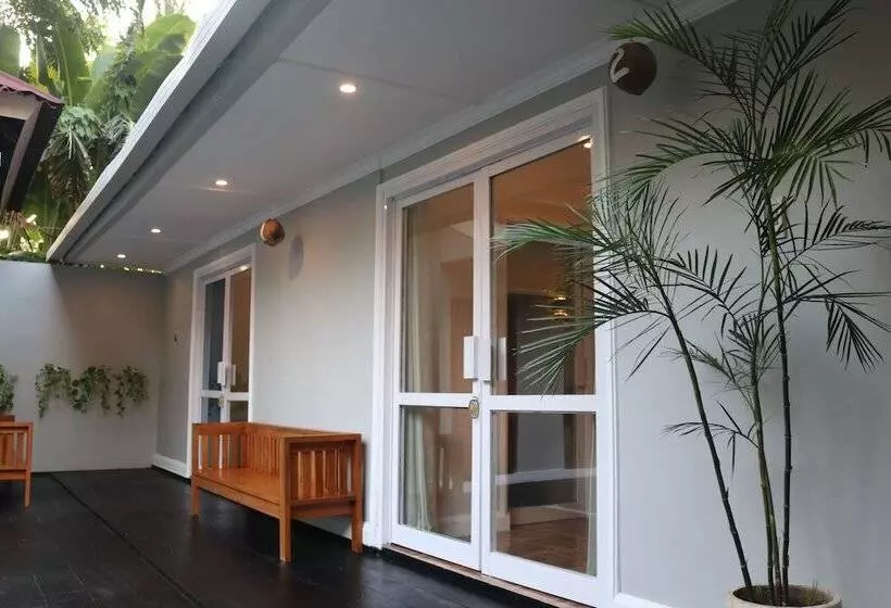 ホテル Bale Datu Bungalow
