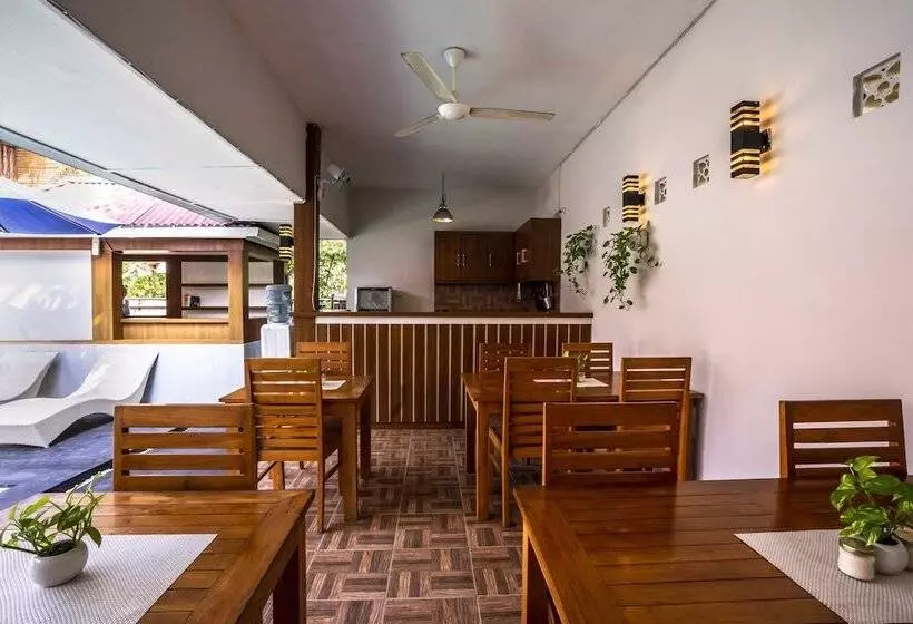 ホテル Bale Datu Bungalow