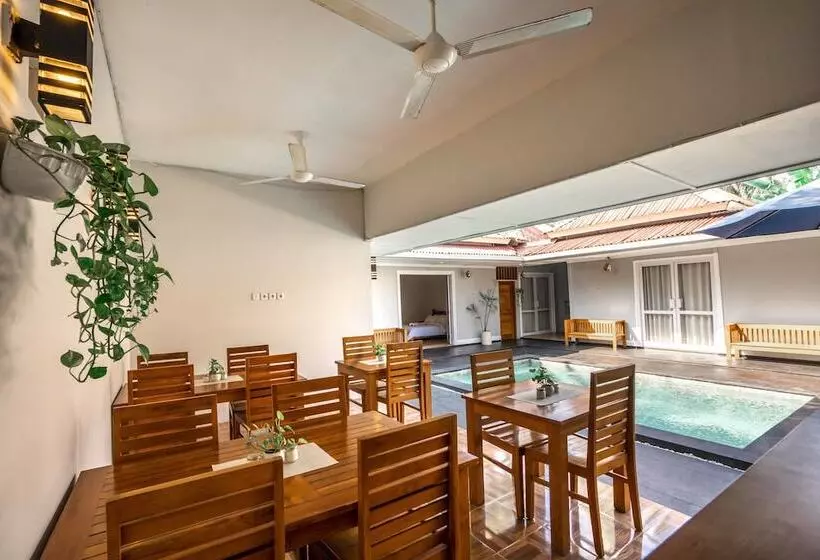 ホテル Bale Datu Bungalow