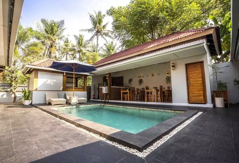 ホテル Bale Datu Bungalow