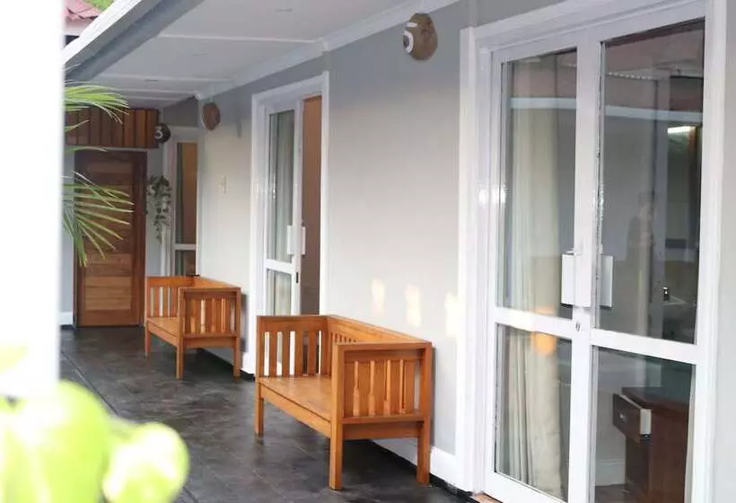 ホテル Bale Datu Bungalow