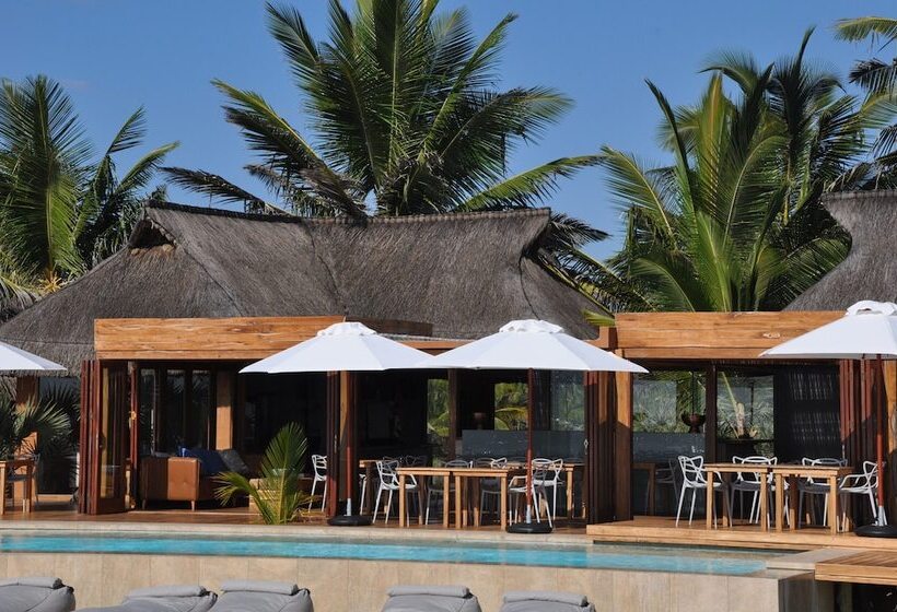 هتل Eclectic Beach Retreat