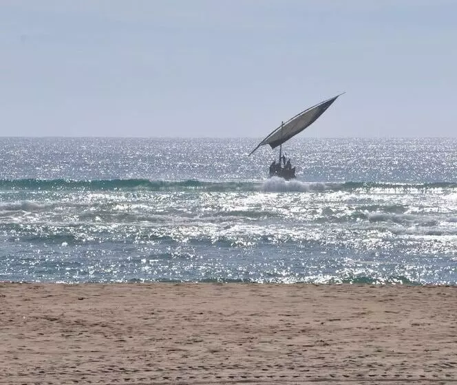 هتل Eclectic Beach Retreat