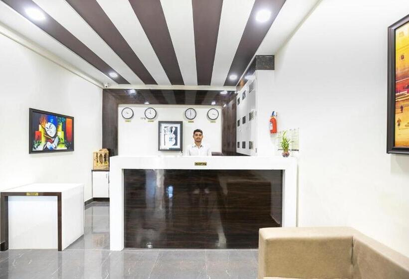 Eco Inn Hotel By Lime Tree