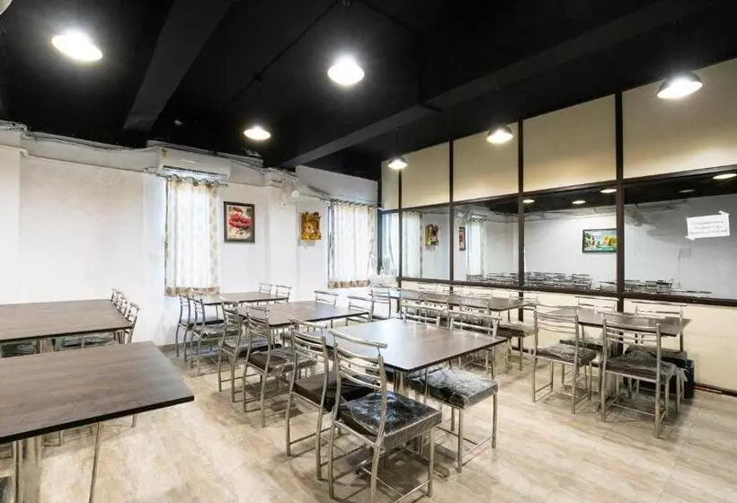 Eco Inn Hotel By Lime Tree