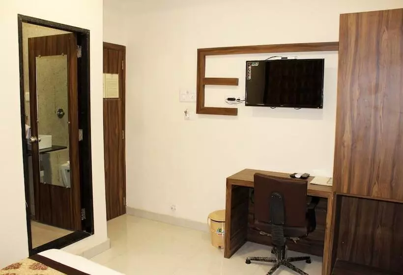 Eco Inn Hotel By Lime Tree