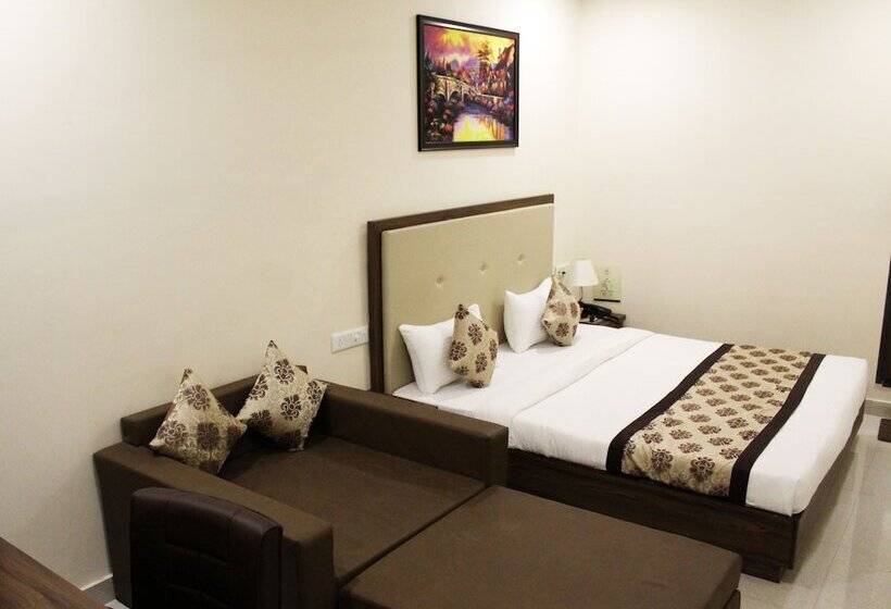 Eco Inn Hotel By Lime Tree