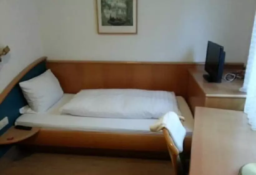 Hotelli Frankfurter Hof