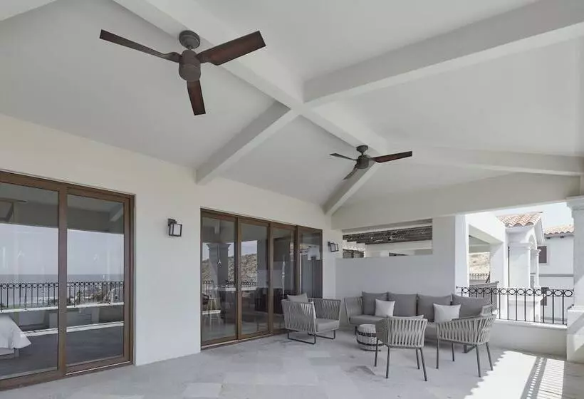 ホテル Live Aqua Private Residences Los Cabos