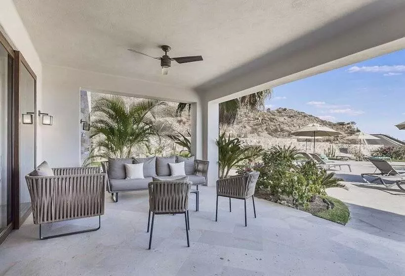 ホテル Live Aqua Private Residences Los Cabos