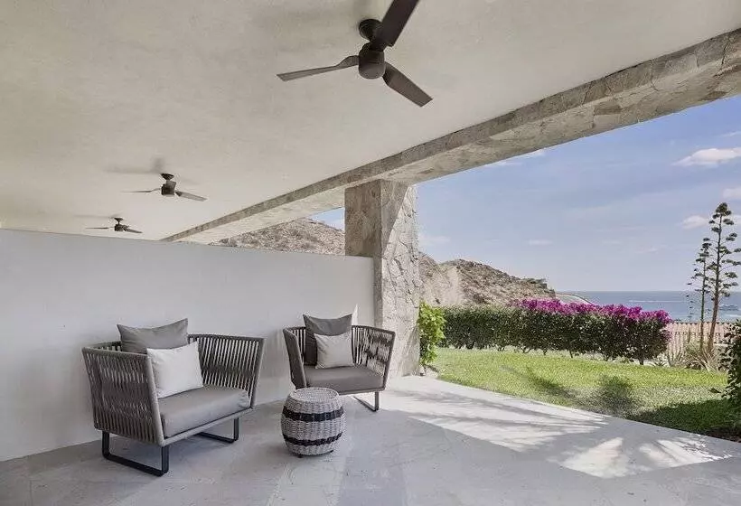 ホテル Live Aqua Private Residences Los Cabos