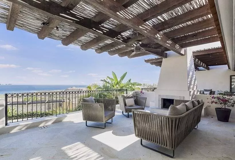 ホテル Live Aqua Private Residences Los Cabos