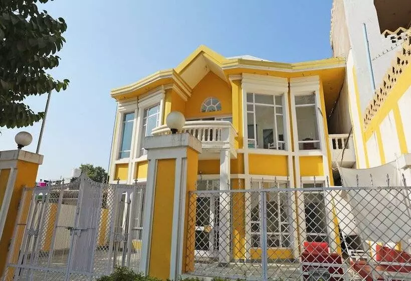 هتل Narayana Palace By Oyo Rooms