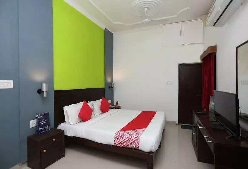 هتل Narayana Palace By Oyo Rooms