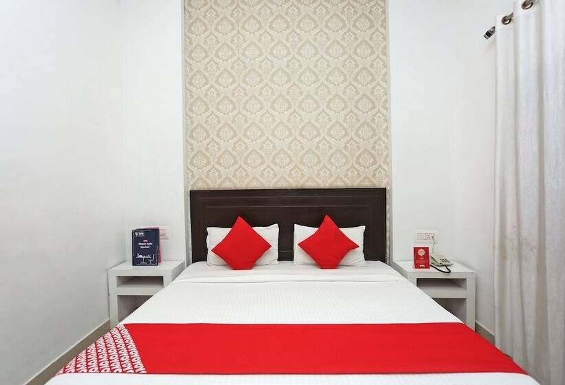 בית מלון כפרי Narayana Palace By Oyo Rooms