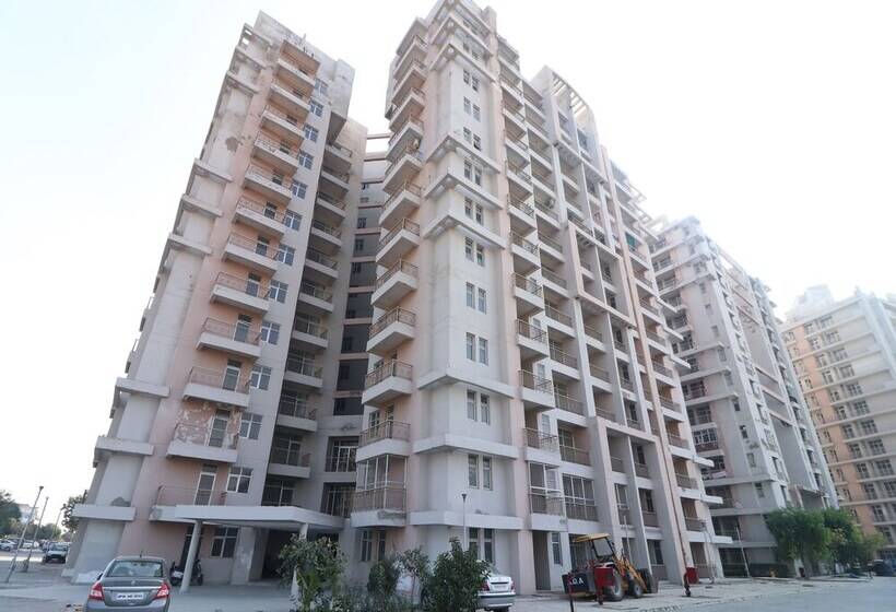 בית מלון כפרי Tajview Penthouse By Oyo