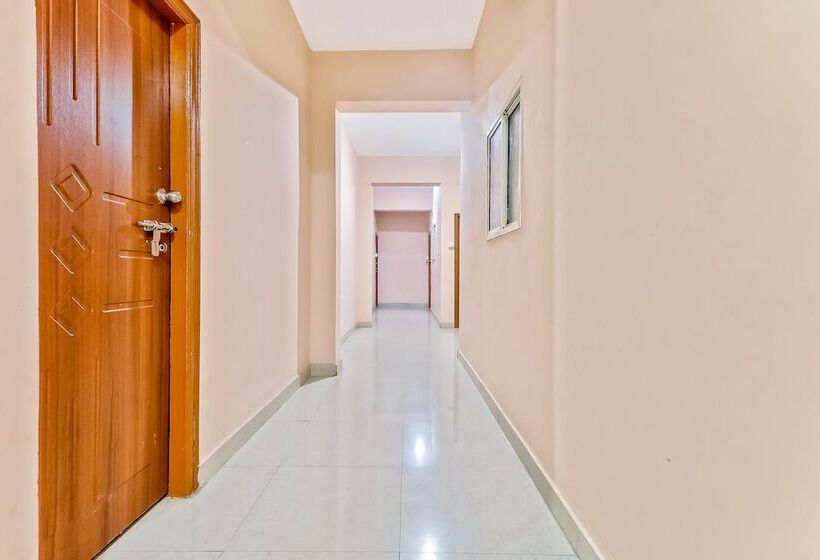 Ams Hotel By Oyo Rooms