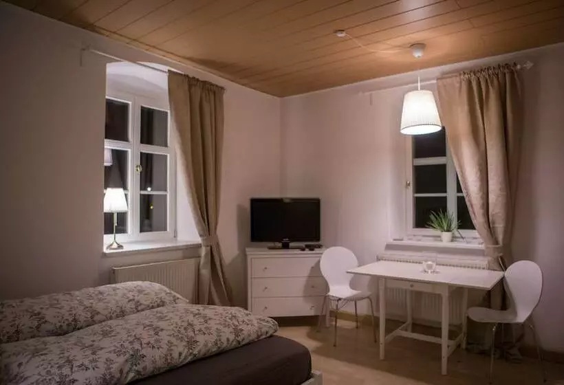 Apartone