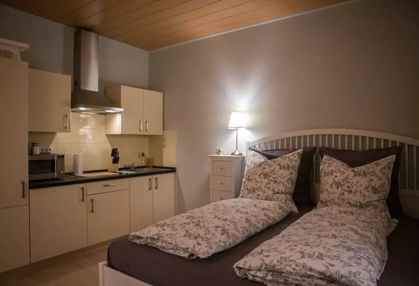 Apartone