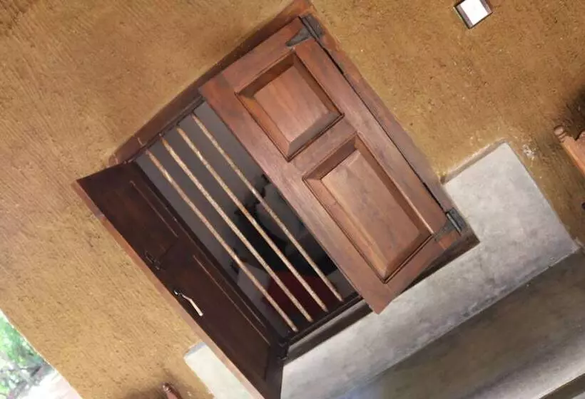 تختخواب و صبحانه Ama Villa