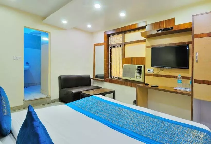 هتل Lahorimal Deluxe Paharganj