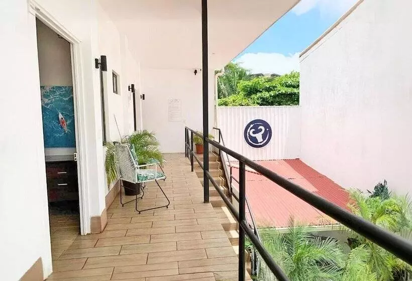 هتل Surf Ranch Tamarindo