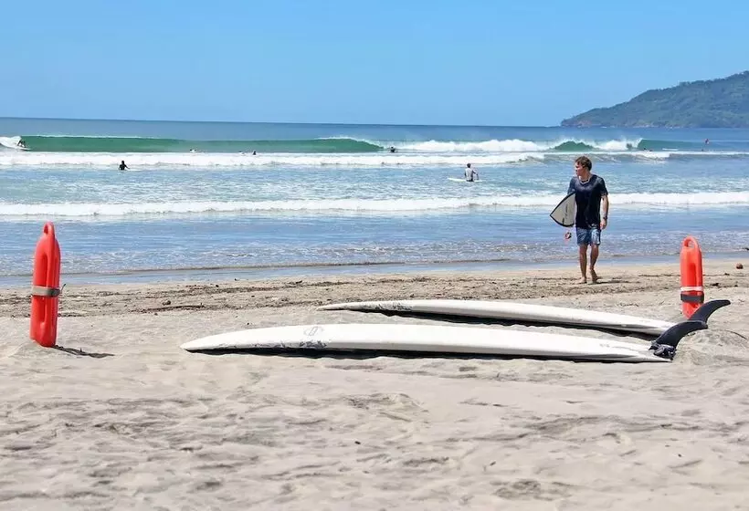 هتل Surf Ranch Tamarindo