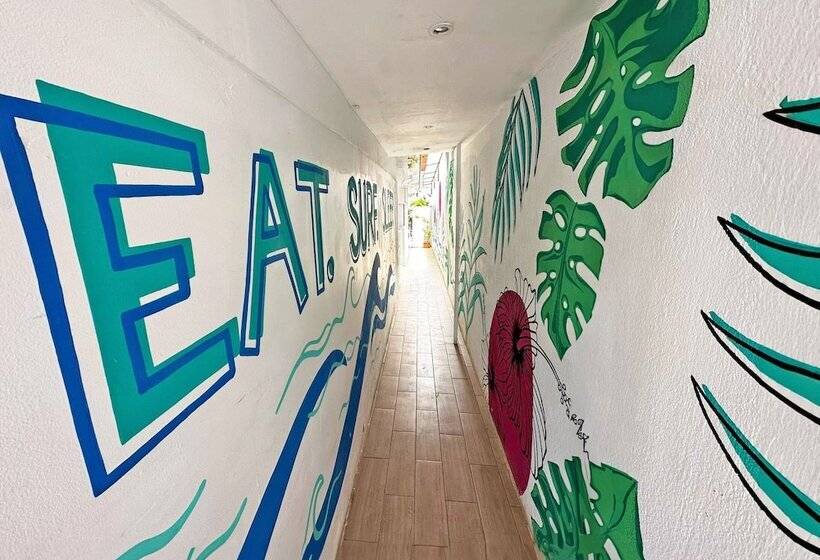 هتل Surf Ranch Tamarindo