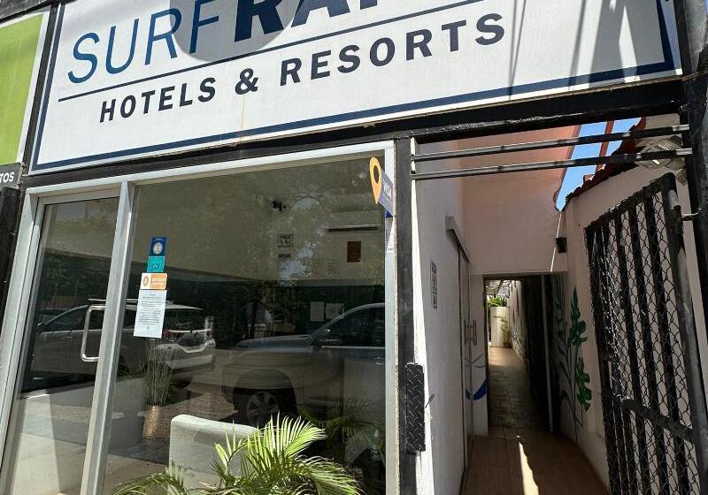 هتل Surf Ranch Tamarindo